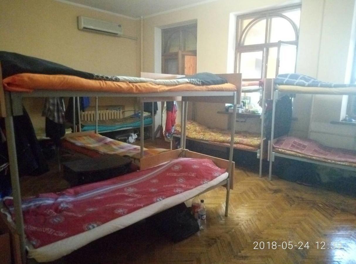 Hostel Dyukovskiy Kyiv Exterior photo